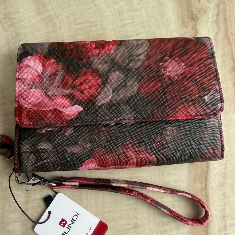 Mundi Red and Pink Floral Wristlet - Picture 2 of 9